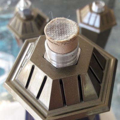 Top view of the GEMSTX micro-filtration system and core heater, designed for effortless filling and clean solventless extraction.